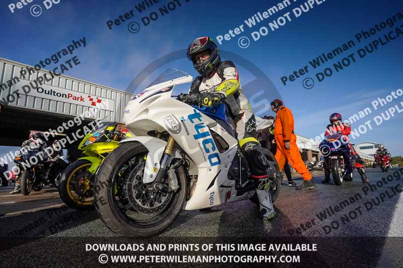 anglesey;brands hatch;cadwell park;croft;donington park;enduro digital images;event digital images;eventdigitalimages;mallory;no limits;oulton park;peter wileman photography;racing digital images;silverstone;snetterton;trackday digital images;trackday photos;vmcc banbury run;welsh 2 day enduro